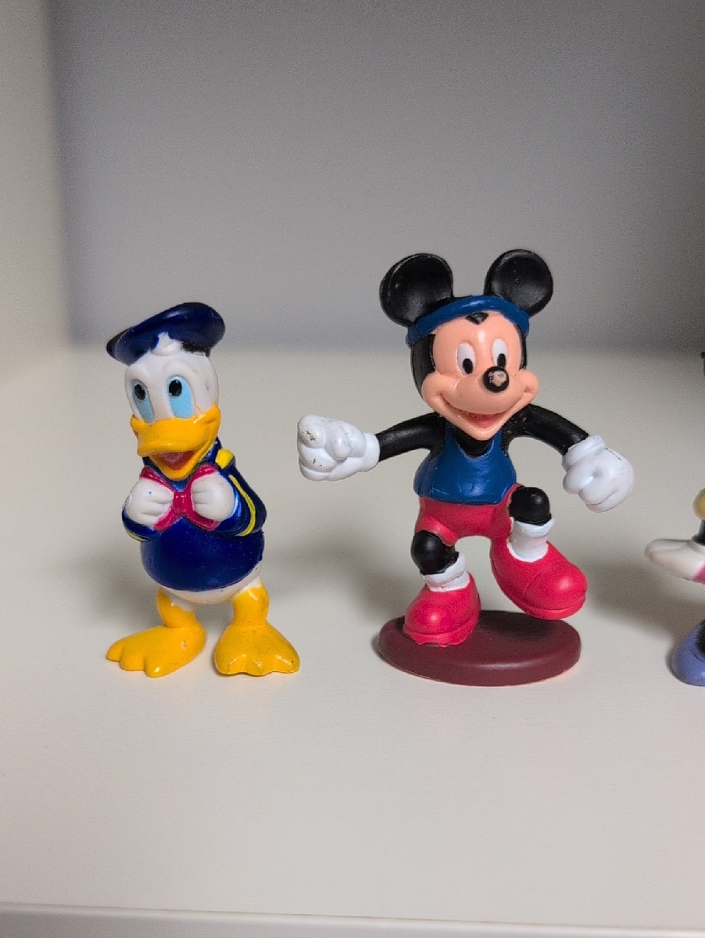 Vintage Mickey Mouse And Friends Mini Rubber Figures 4 Pieces Y2K Disney - Picture 2 of 6
